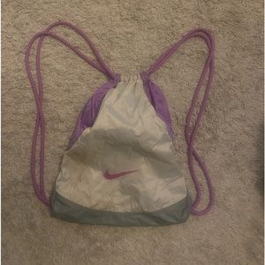 Nike pinch bag